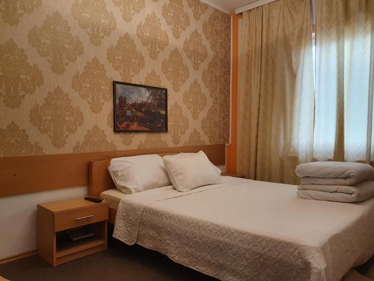 Motel Zoka Dvorovi Екстериор снимка