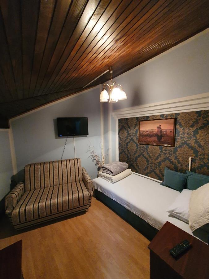 Motel Zoka Dvorovi Екстериор снимка